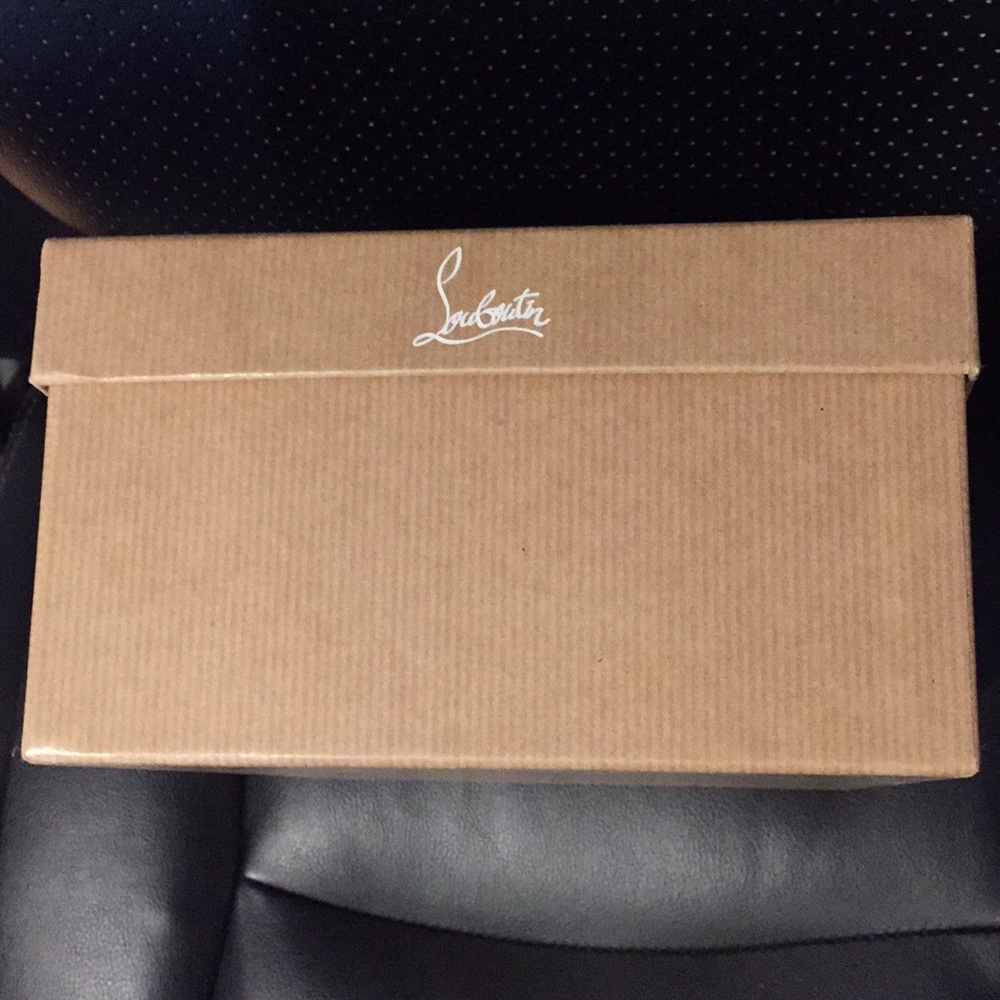 Shoe Boxes - Picture 2 of 3